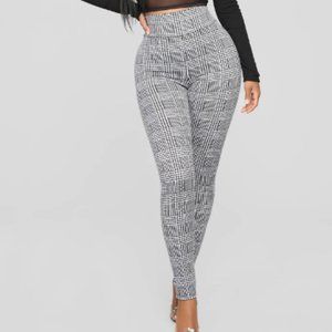 Fashion Nova Leggings